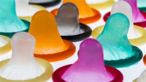 Blowjob ohne Kondom gegen Aufpreis Bordell Braunlage